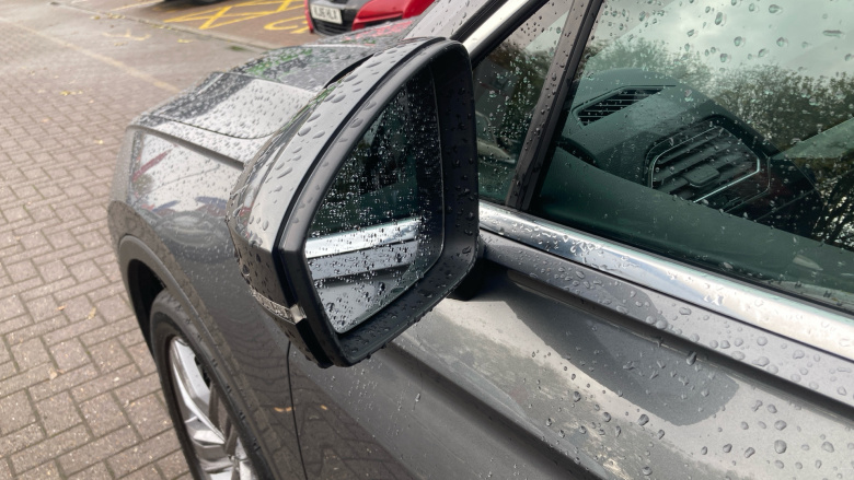 Volkswagen Tiguan 1.5 TSi EVO 150 SEL 5dr DSG Petrol Estate